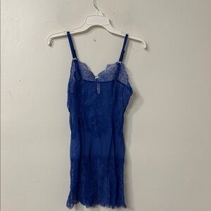 Chic Royal Blue Lace Chemise